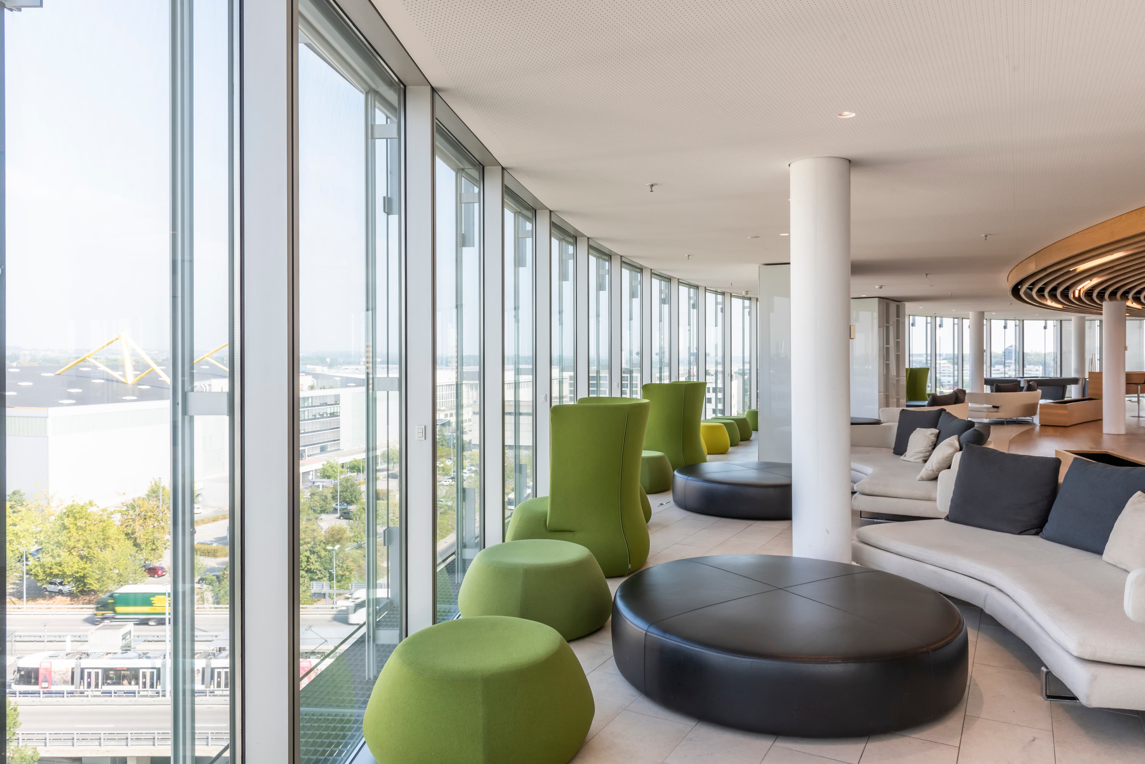 Floor 10 – Compact Floor